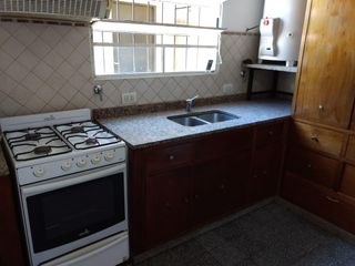 Foto 7 de CASA AL FRENTE / MENDOZA 3500 (ECHESORTU)