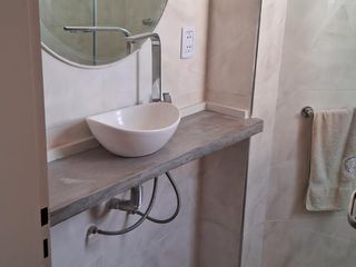Foto 12 de Amplio dos ambientes en alquiler !!