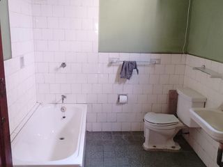 Foto 12 de Se Alquila Casita para negocio o residencia.