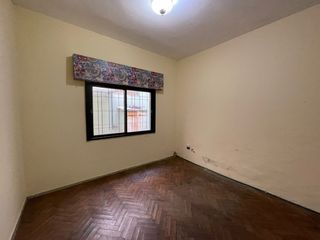 Foto 13 de Casa PH en venta en Villa Luzuriaga