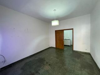 Foto 5 de Casa PH en venta en Villa Luzuriaga