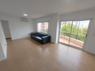 Foto 2 de Departamento en alquiler en Lanus Oeste