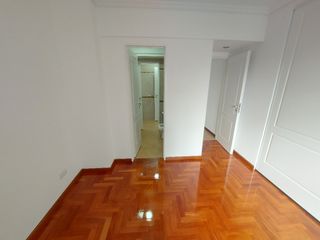 Foto 13 de Departamento en alquiler en Lanus Oeste