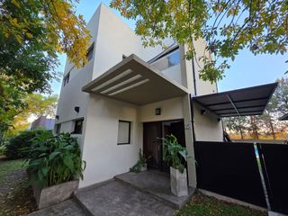 Foto 2 de ALQUILER CASA EN BARRIO SAN ANDRES, VILLANUEVA