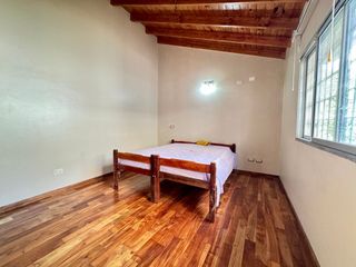Foto 34 de CASA VENTA 5 AMBIENTES VELEZ SARSFIELD COCHERA