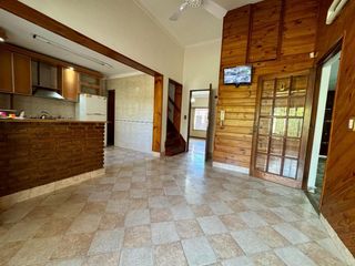 Foto 33 de CASA VENTA 5 AMBIENTES VELEZ SARSFIELD COCHERA