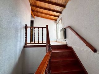 Foto 10 de CASA VENTA 5 AMBIENTES VELEZ SARSFIELD COCHERA