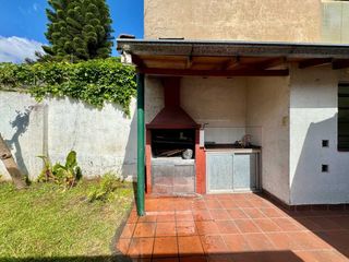 Foto 41 de CASA VENTA 5 AMBIENTES VELEZ SARSFIELD COCHERA
