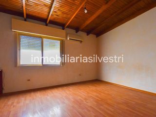 Foto 10 de 25 e/ 35 y 36 La Plata - Dúplex en ALQUILER