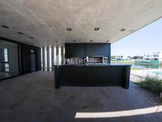 Foto 43 de Casa en venta 8 ambientes en Nordelta Los Puentes