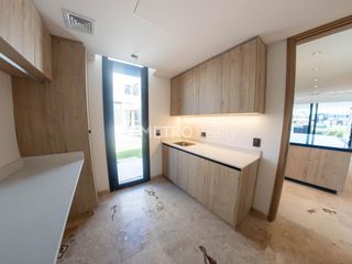 Foto 41 de Casa en venta 8 ambientes en Nordelta Los Puentes