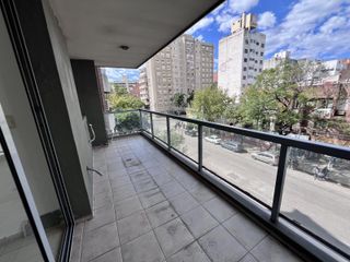 Foto 3 de Venta departamento 2 dorm Gral Paz c/ balcón Excelente ubicación