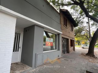 Foto 2 de Local u Oficina comercial