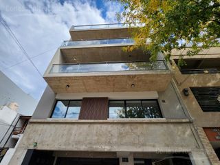Foto 2 de Departamento en Villa Urquiza monoambiente al contrafrente con balcon