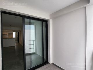 Foto 4 de Departamento en Villa Urquiza monoambiente al contrafrente con balcon