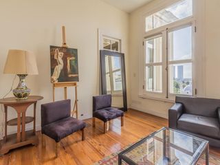 Foto 15 de OFICINA DE VENTA EN EDIFICIO HISTORICO EN  PLAZA DE MAYO