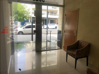 Foto 3 de Dpto 2 ambientes al frente con Balcón