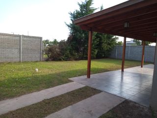 Foto 9 de Casa en alquiler permanente 2 dormitorios en Roldan