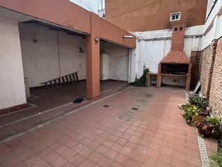 Foto 15 de Casa para destino comercial en avellaneda al 600