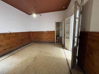 Foto 6 de Casa para destino comercial en avellaneda al 600
