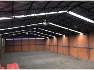 Foto 1 de ARRIENDO BODEGA  2100M2 PARQUE INDUSTRIAL FUNZA, CUND.