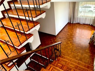 Foto 6 de Miravalle,  Casa en Renta, 280m2, 3 Habitaciones