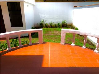 Foto 5 de Miravalle,  Casa en Renta, 280m2, 3 Habitaciones