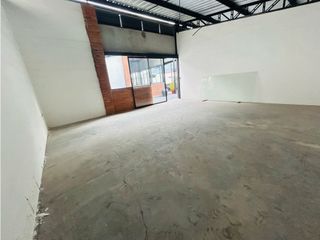 Foto 12 de La Kennedy, Local Comercial en Renta, 30m2, 2 Ambientes