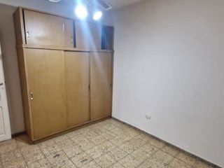 Foto 6 de Casa en alquiler de 2 dormitorios c/ cochera en Maipú