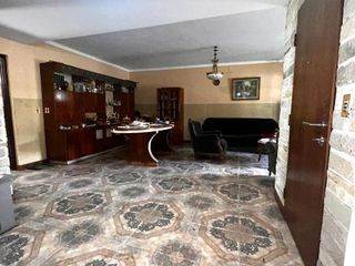 Foto 3 de Chalet en venta en Parque Quirno