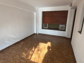 Foto 3 de Casa PH en alquiler en Quilmes Oeste Centro