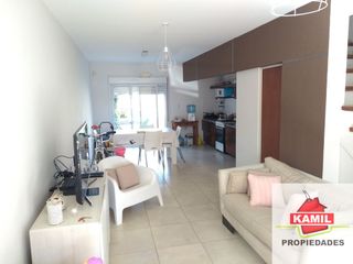 Foto 1 de Dúplex en venta de 2 dormitorios c/ cochera en Aldea Romana