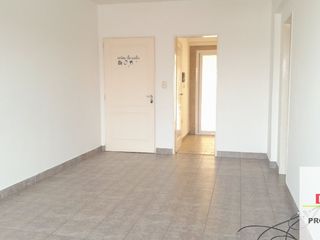 Foto 3 de Departamento en alquiler de 2 dormitorios c/ cochera en Centro
