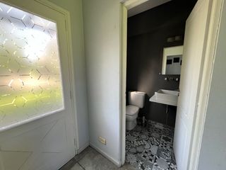 Foto 7 de Venta Casa en Bo Septiembre con pileta