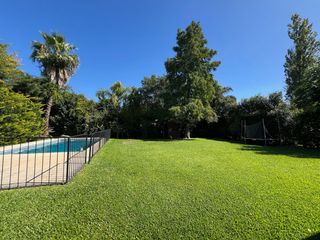 Foto 28 de Venta Casa en Bo Septiembre con pileta