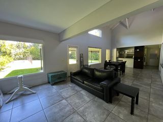 Foto 4 de Venta Casa en Bo Septiembre con pileta