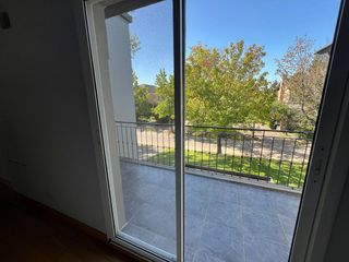 Foto 12 de Venta Casa en Bo Septiembre con pileta