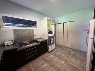 Foto 9 de Venta Casa en Bo Septiembre con pileta