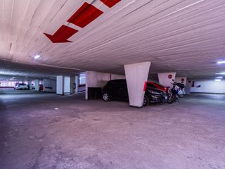 Foto 4 de VENTA EXCELENTE COCHERA FIJA - MUY AMPLIA