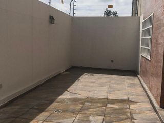 Foto 7 de Venta Departamento 3 D, Amplio Patio Privado - Llano Chico