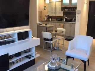 Foto 4 de Venta Departamento 3 D, Amplio Patio Privado - Llano Chico