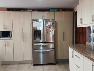 Foto 4 de CASA EN VENTA EN EXCLUSIVA URBANIZACIÓN EN AMBATO