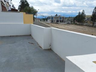 Foto 10 de HERMOSA CASA EN VENTA- HUACHI LA JOYA