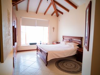Foto 21 de Venta Casa Tipo Hacienda-Diseño Único y Amplias Áreas Verdes