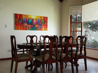 Foto 2 de Venta Casa Tipo Hacienda-Diseño Único y Amplias Áreas Verdes