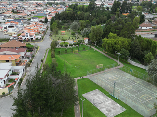 Foto 16 de Venta Casa Tipo Hacienda-Diseño Único y Amplias Áreas Verdes