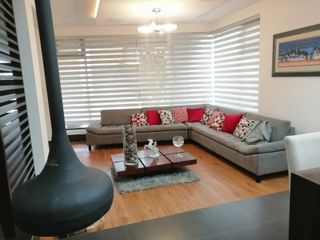 Foto 1 de VENTA DE CASA EN NAYON