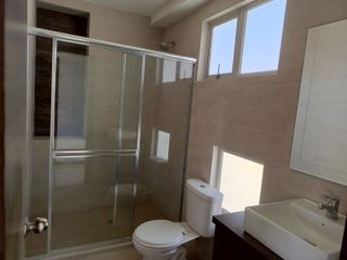 Foto 2 de CASA NUEVA EN VENTA SECTOR UNIVERSIDAD TÉCNICA DE AMBATO. CRÉDITO VIP.