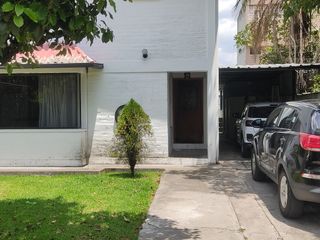 Foto 2 de De Venta Casa Independiente en Capelo 4 dormitorios - 215 m2