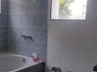 Foto 10 de De Venta Casa Independiente en Capelo 4 dormitorios - 215 m2